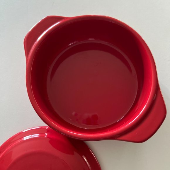 PETITE MAISON Small Covered Red Casserole EUC - Picture 6 of 7